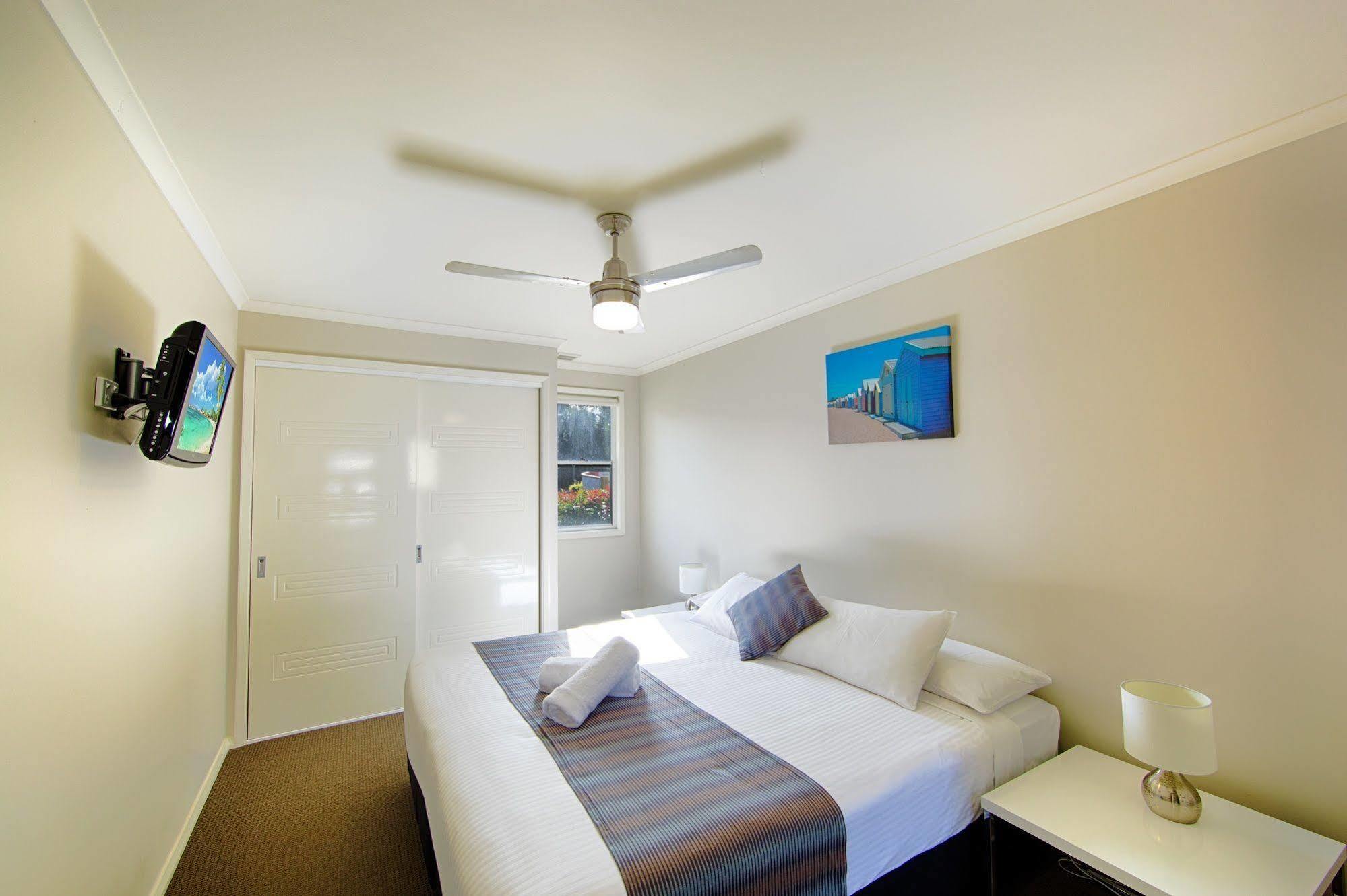 Ingenia Holidays Middle Rock One Mile Extérieur photo